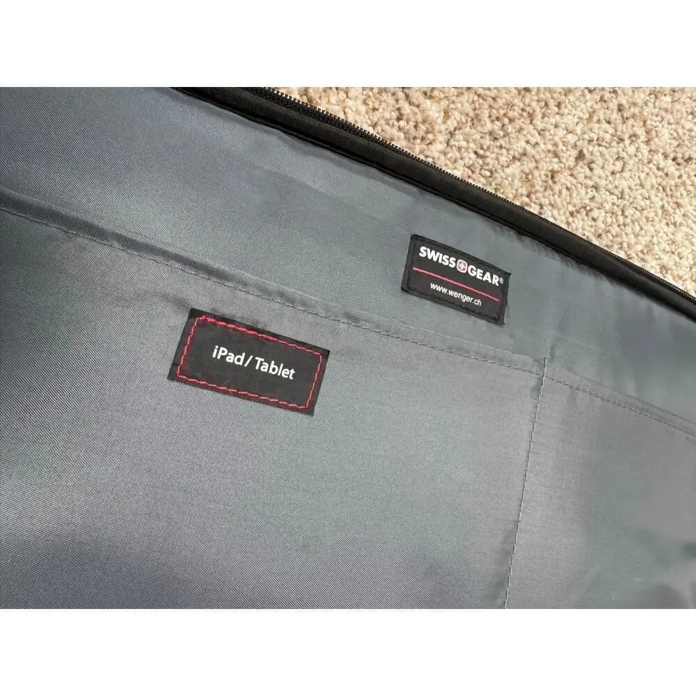 SWISSGEAR JASPER Messenger Laptop bag,  Lots of pockets! NWT!